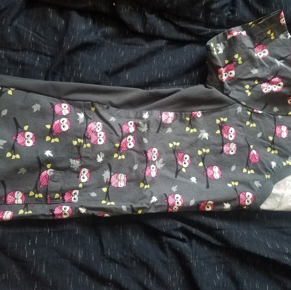 Scrub top